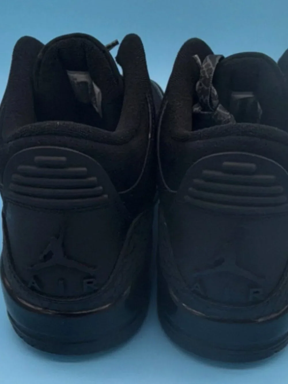 Air Jordan 3 Retro Black Cat 2025